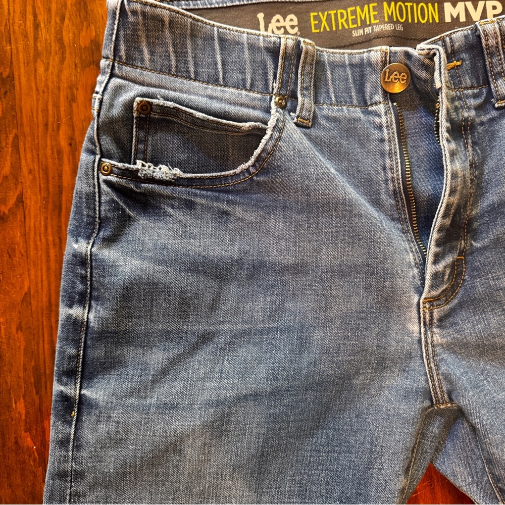 Lee Men's extreme motion Series Slim-fit Tapered-Leg Jean 32 x 30 Stretch - Picture 6 of 14